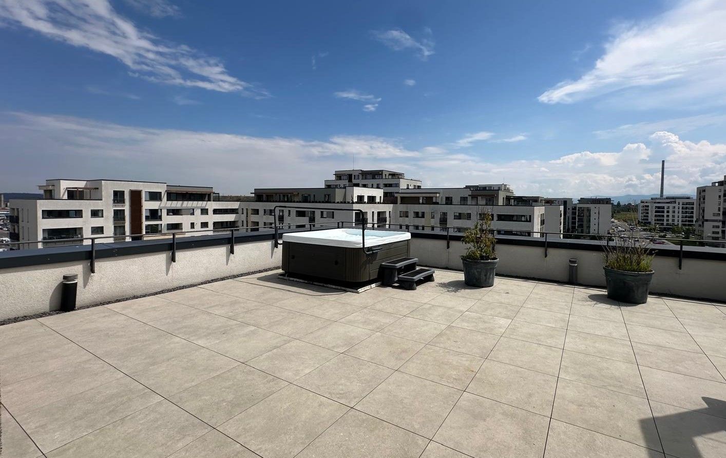 Vânzare penthouse LUX 4 camere cu terasa de 122 mp zona Coresi - Poză 26