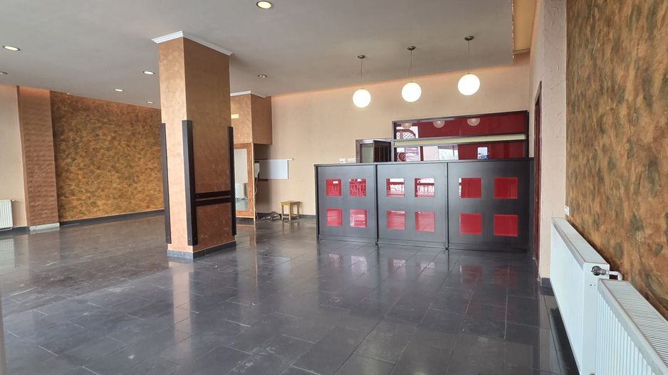 Spatiu comercial de inchiriat – fosta Pizzeria Unirii, Lugoj - Poză 7