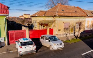 Casă cu teren generos în Pârneava - Poză 5