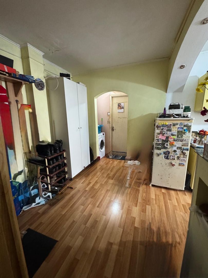De vânzare apartament 2 camere - Poză 1