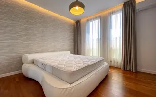 Vila 5 camere Pipera | 2 parcari | gradina - Poză 14