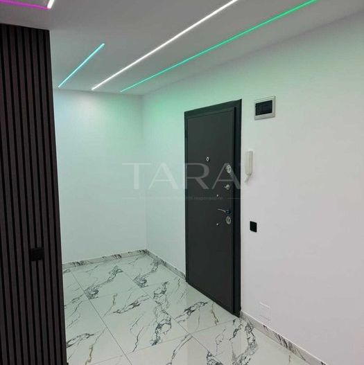 Ideal Spatiu Comercial, apartament cu terasă generoasă, în Florești. - Poză 1