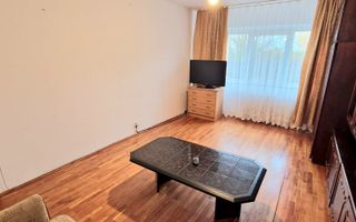Ofer spre închiriere apartament 3 camere,2 bai, zona Lipovei, 400 euro/lună. - Poză 7