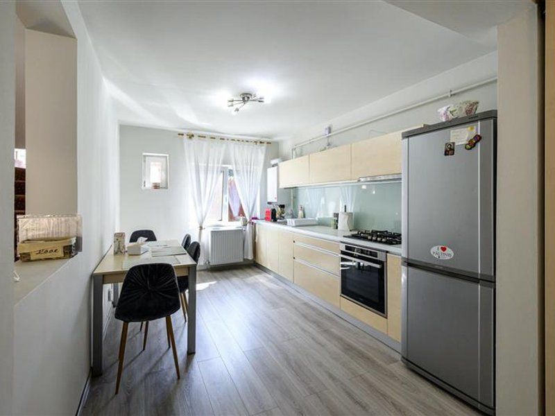 CASA Insiruita 95MP si GARAJ - FLORESTI - Sub Cetate - Poză 3