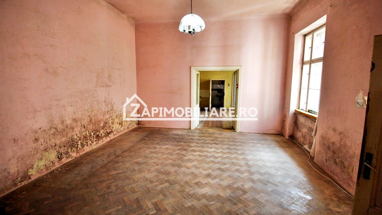 Casa 3 camere, 113 mp, 170 mp teren, zona Cetate - Poză 6