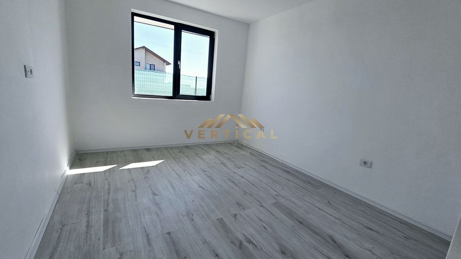 Casa parter cu 4 camere - comuna Berceni - Poză 16