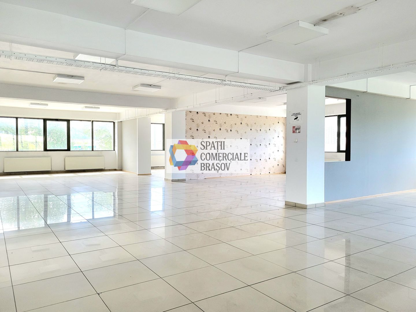 Spatiu comercial de inchiriat - 1.000 mp - Poză 11