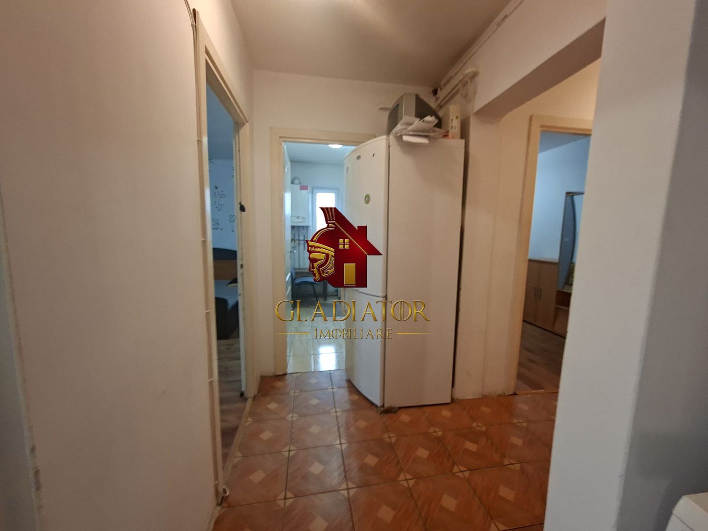 Apartament 3 camere, decomandat, Alexandru cel Bun, et 8 din 10, liber - Poză 14