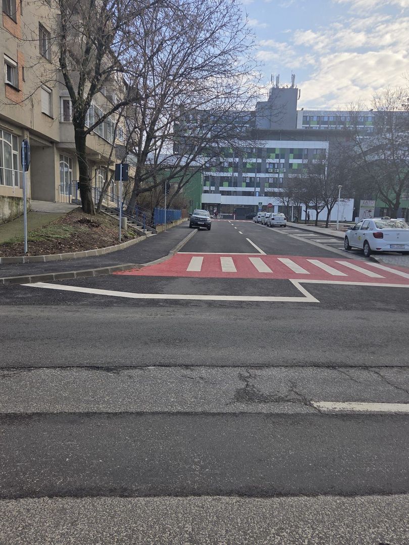 Apartament 2 camere decomandat-zona Spitalul Judetean-139.500 euro neg - Poză 14