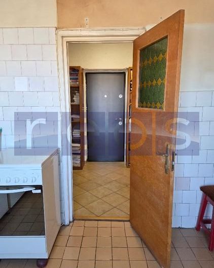 VANZARE 2 CAMERE -DECOMANDAT -PIATA UNIRII- FANTANI - Poză 8