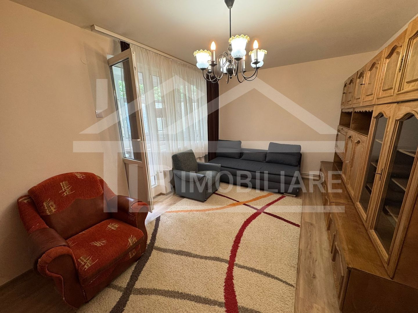 Apartament cu 3 camere, 66mp, Zona Semicentral - Poză 2