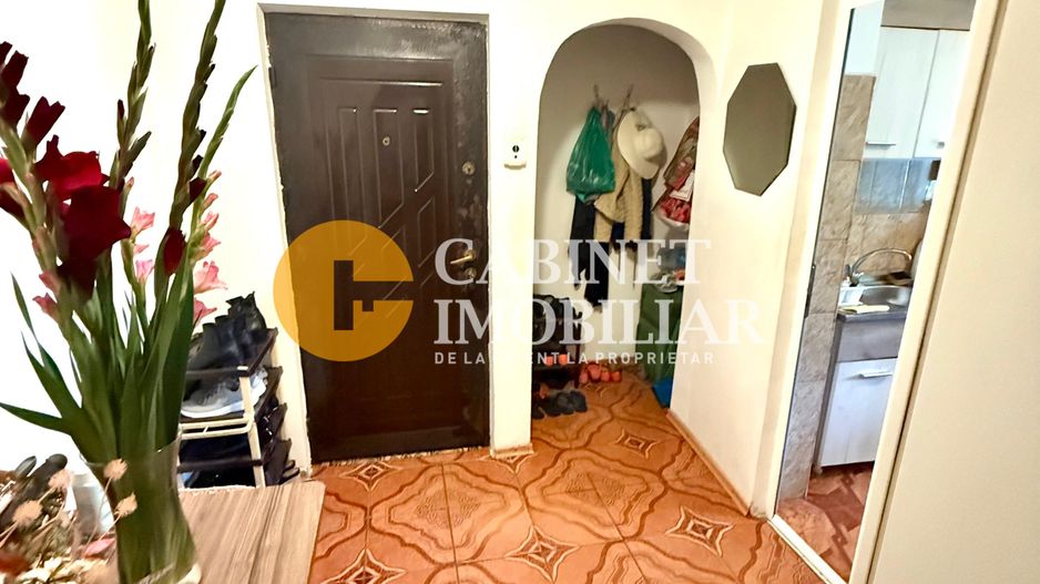 4 Camere Decomandat - Bloc din 1982 - Zona Alexandru Cel Bun - Poză 9