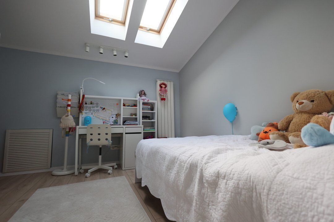 Casa 4 camere, de vanzare 138 mp utili - Poză 13