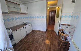 Apartament 3 Camere Decomandat Zona Cetate - Poză 8