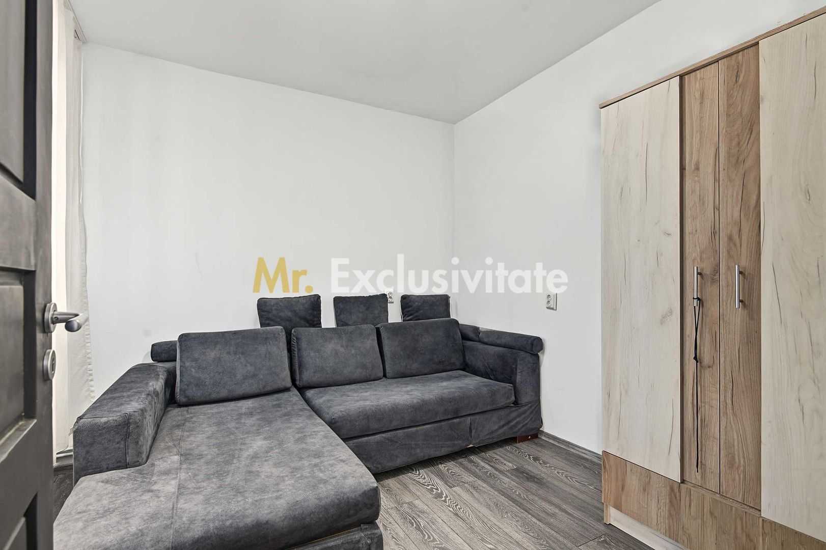 Casa de locuit + hala 136 mp in aceesi curte Maracineni Argeselu - Poză 9