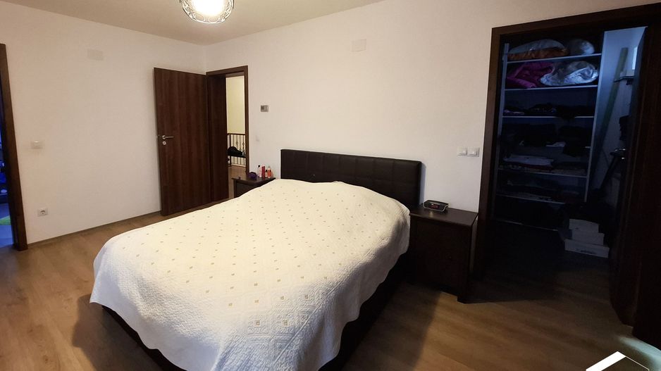 Casa P+1E+M, cu 5 camere, Cocosesti - Poză 10