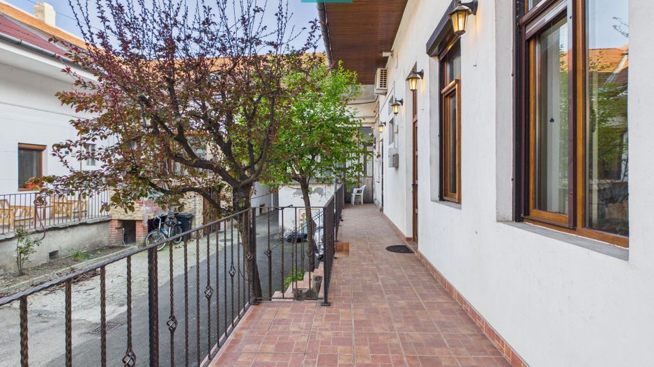 Apartament pe 3 niveluri - ultracentral, Arad - Poză 12