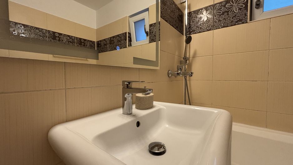 APARTAMENT 4 CAMERE | ETAJ 2 - Poză 29