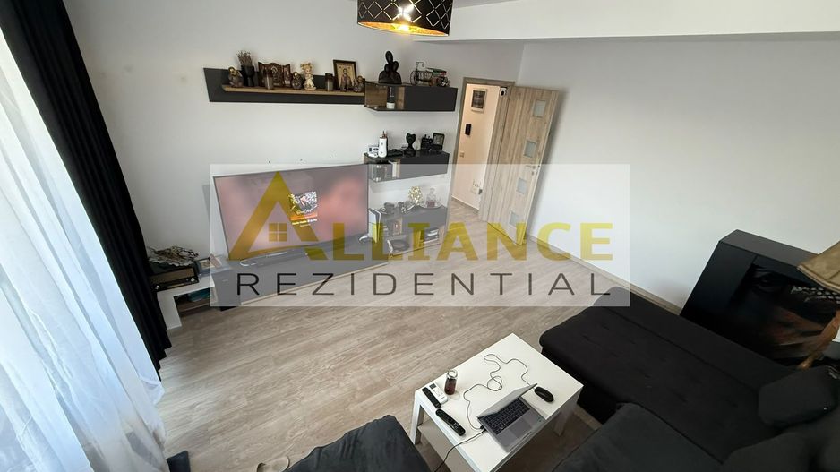 APARTAMENT 2 CAMERE CU PARCARE SUBTERANA - Poză 1