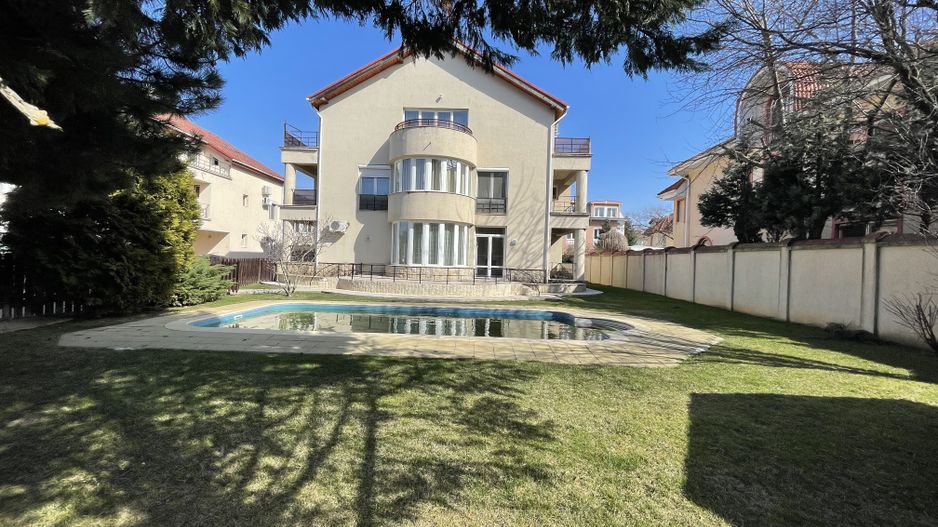 Vilă Individuală Spațioasă în Zona Iancu Nicolae - Poză 20