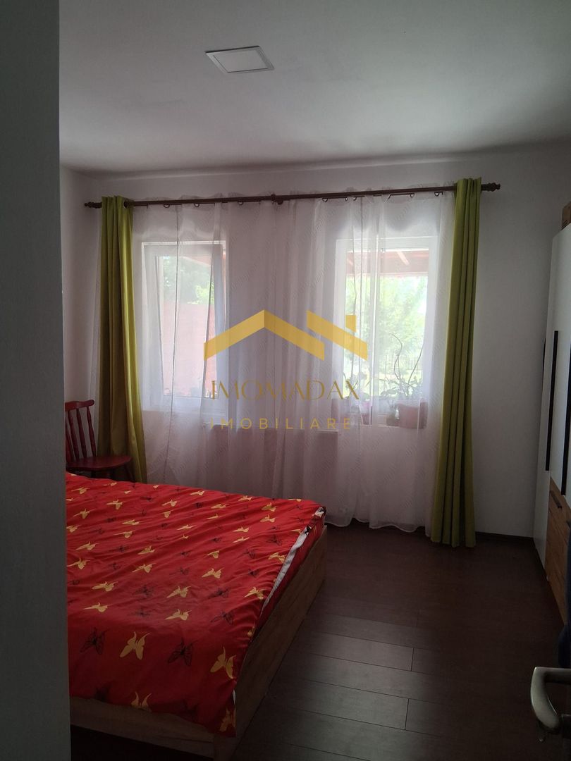-Casa Individuala - 4 camere -teren generos - - Poză 12