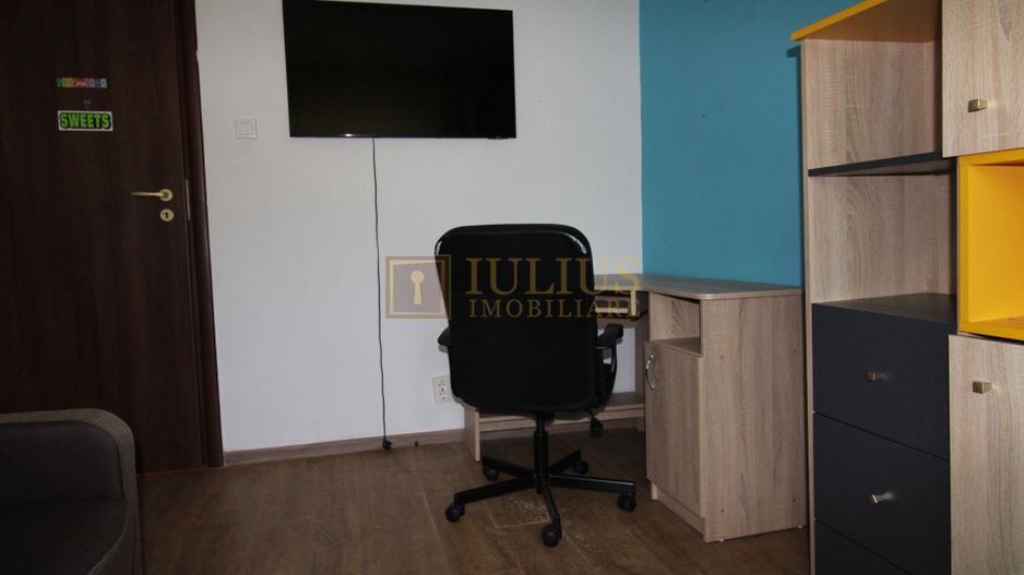 3 camere, 2 bai, centrala proprie, la 7 minute de Spitalul Judetean - Poză 10