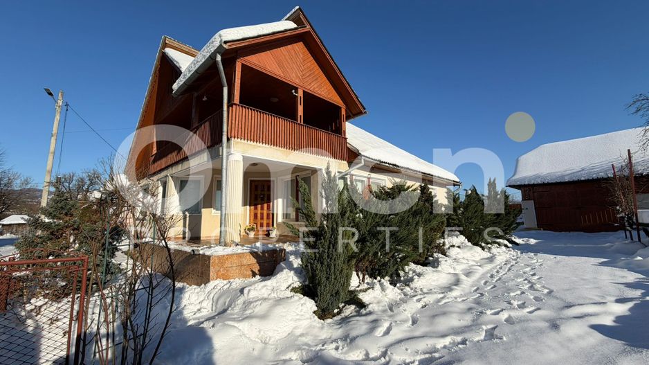 Casa cu piscina de vanzare, cu 6 ari de teren, Unguras - Poză 30