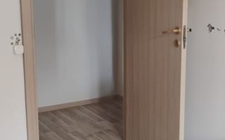 Apartament cu trei camere, zona Straduintei, 95.000€ negociabil - Poză 8