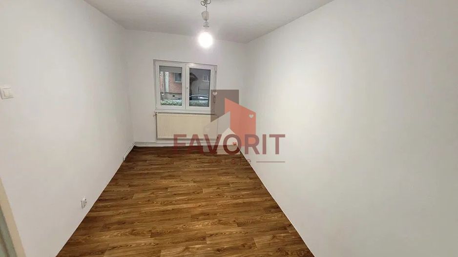 Apartament 3 camere decomandat | Zona Aradului - Poză 3