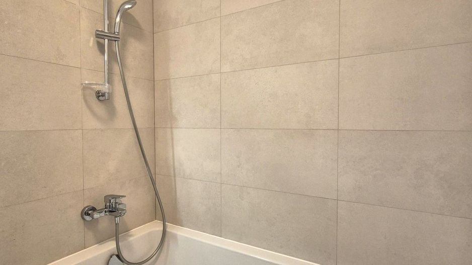 Exclusivitate - Apartament în bloc nou, mobilat si utilat,  gradină, loc parcare - Poză 19