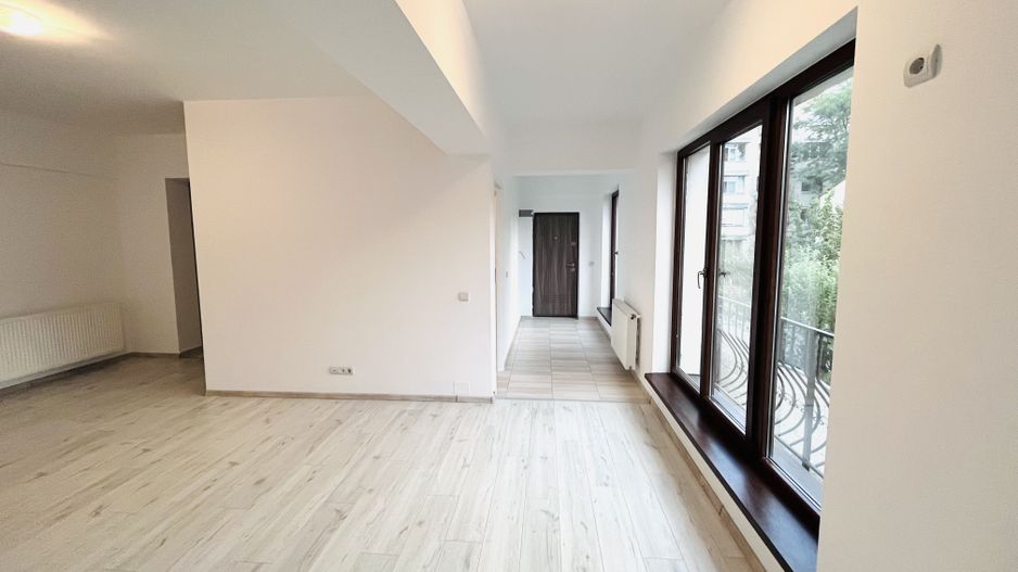 APARTAMENT 2 CAMERE DECOMANDAT BLOC NOU DEZROBIRII - Poză 2