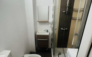 Inchiriere apartament modern, spatios, zona centrala, Teilor - Poză 4