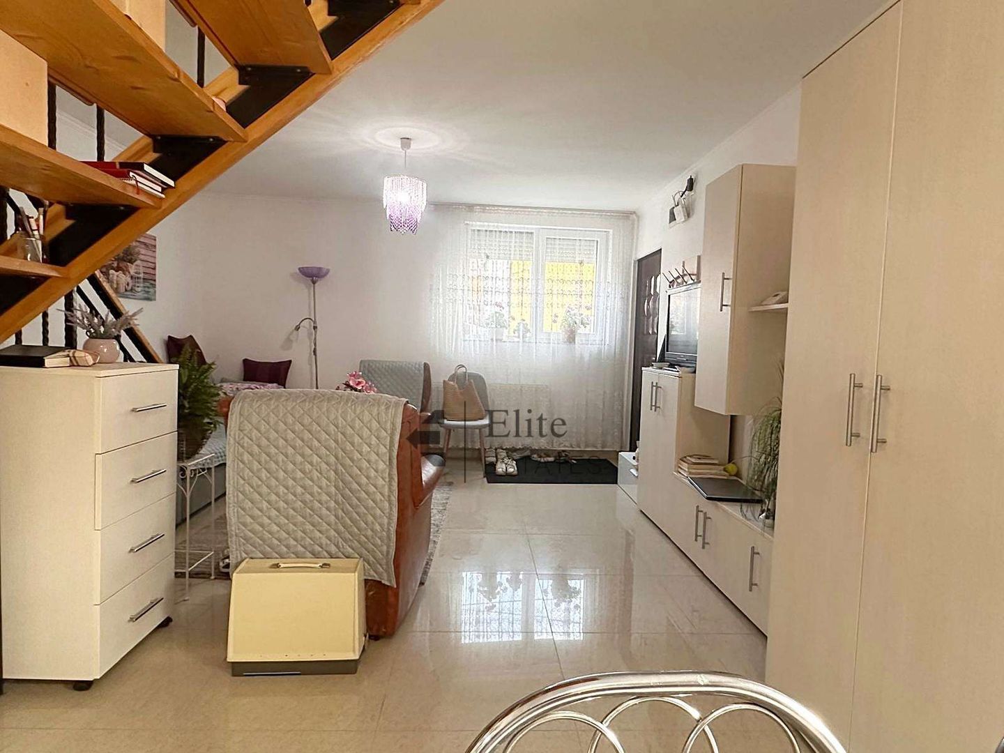 Casă cochetă intr-o zonă centrală foarte apreciata din Oradea - Poză 21