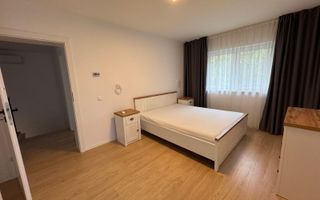 Casa individuala 114 utili 4 camere 2 bai si curte 215 mp in Selimbar - Poză 2