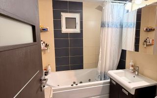 Apartament de vanzare 3 camere // McDonald's Dristor //lângă metrou//centrala - Poză 11