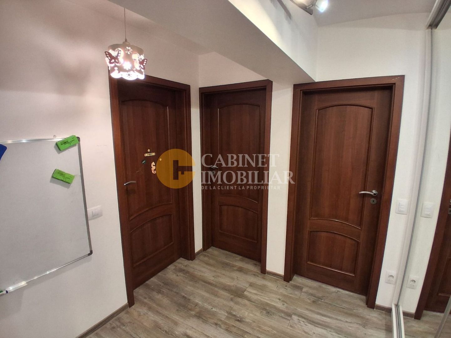 PACURARI LUKOIL--3 CAMERE DECOMANDAT--RENOVAT--ETAJ 3--MOBILAT+UTILAT - Poză 5