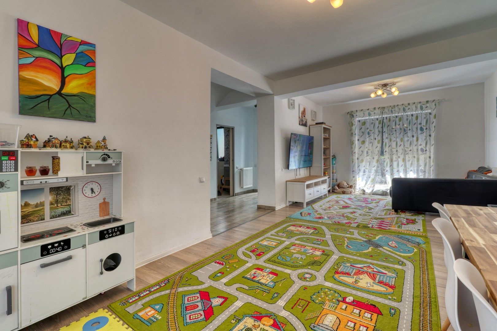 Tunari- Vilă individuală -4 camere si gradina- - Poză 12