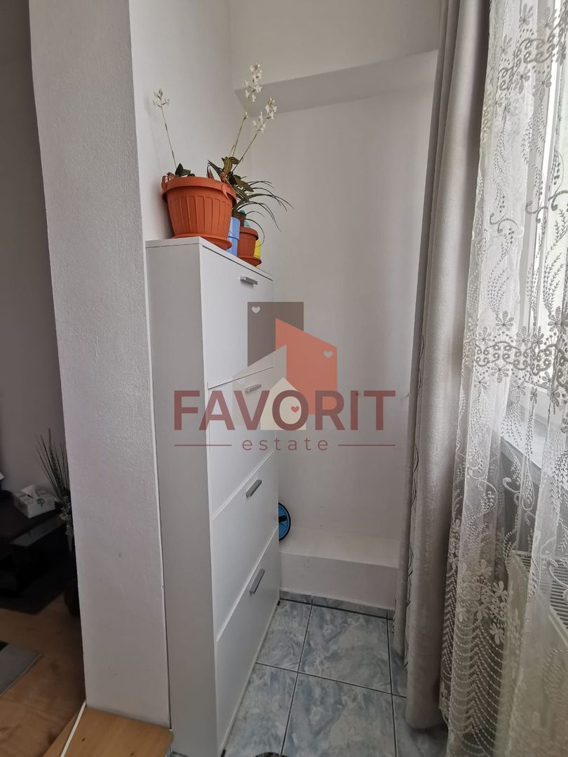 3 camere | centrala proprie | mobilat si utilat | balcon | zona excelenta | - Poză 10