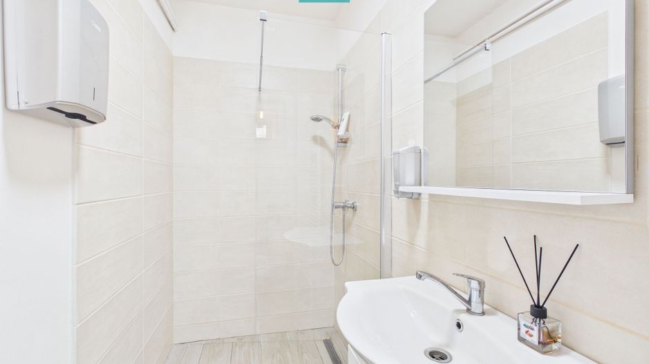 Spațiu Comercial în vilă - Complexul Studențesc - Poză 16