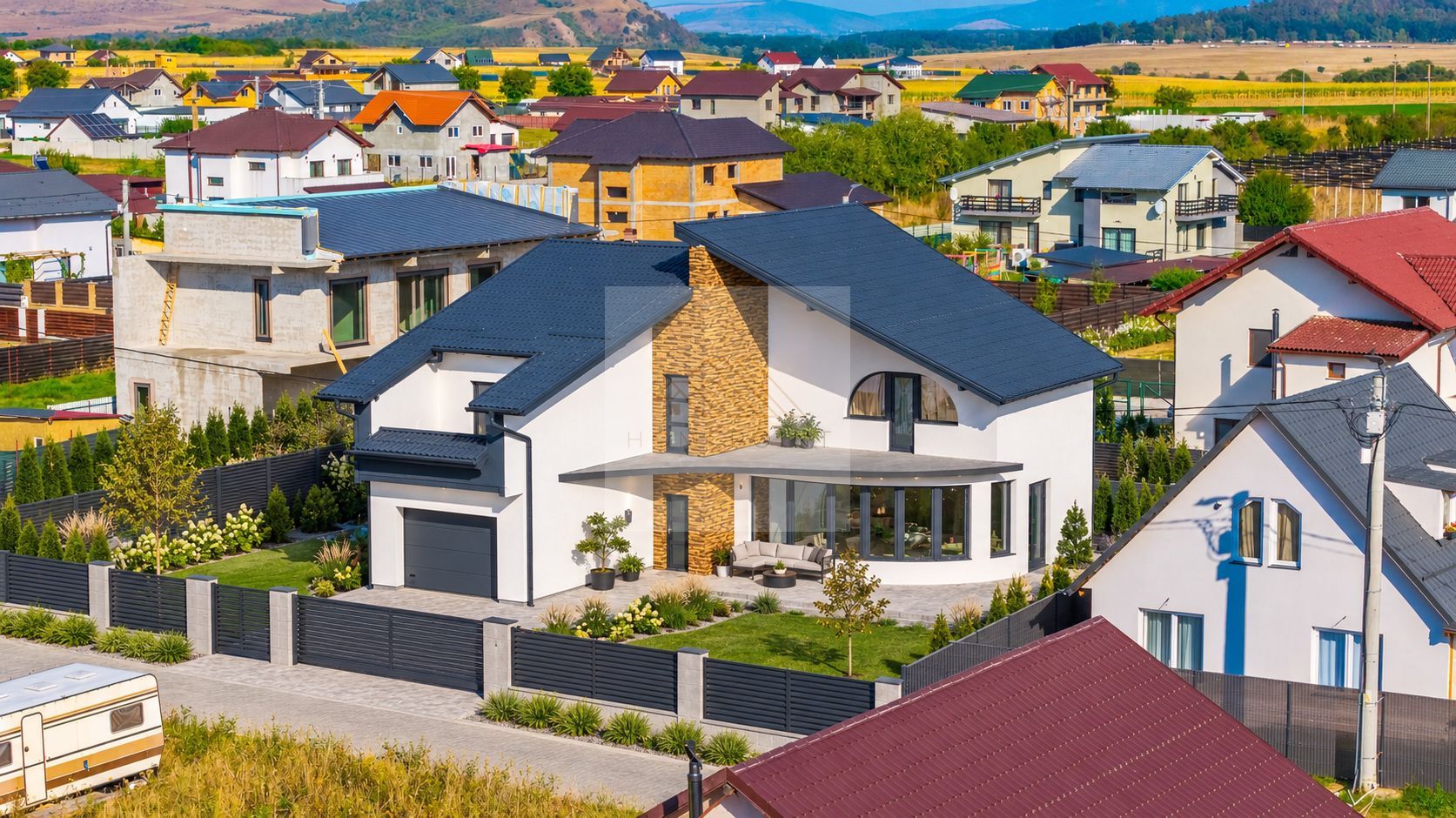 0Comision | Casă P+E | 188 mp | Teren 400 mp | Sanpetru–Bod - Poză 4