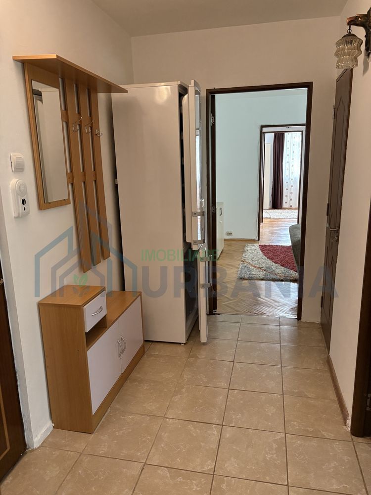 Apartament 3 camere, semidecomandat, etaj 3, Podu Ros, Iasi - Poză 1