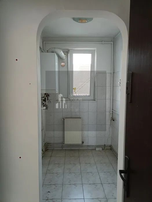 Garsoniera 23 mp renovat/ Calea Calarasilor - Poză 6