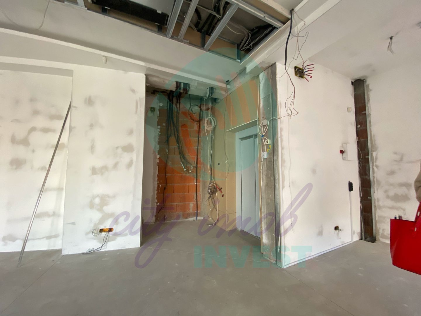 Cladire de birouri/ Clinica medicala zona Pache Protopopescu - Poză 12