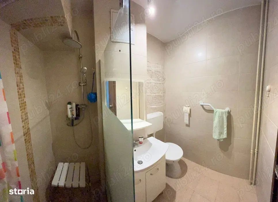 De vanzare Apartament 4 camere LUJERULUI - Poză 6