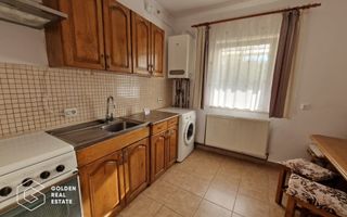 Casa frumos amenajata, 4 camere, 2 bai, curte proprie, zona linistita, Gradiste - Poză 3