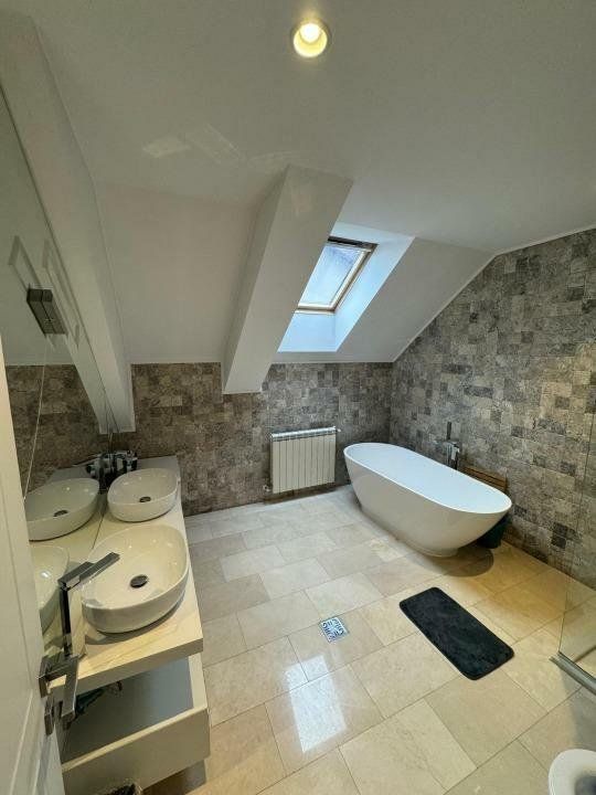 Casă / Vilă cu 5 camere în Pipera, Bucuresti - Poză 9