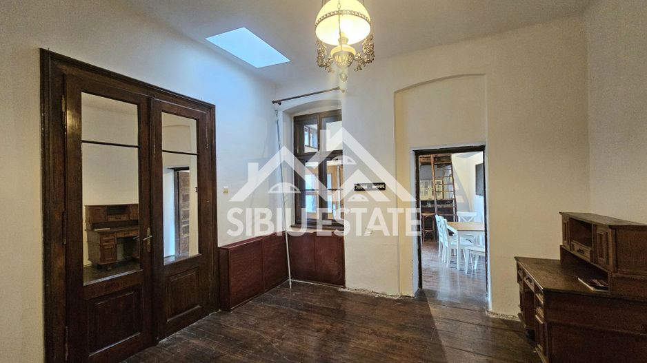 Imobil zona ultracentrala pretabil restaurant  schimbare destinatie - Poză 8