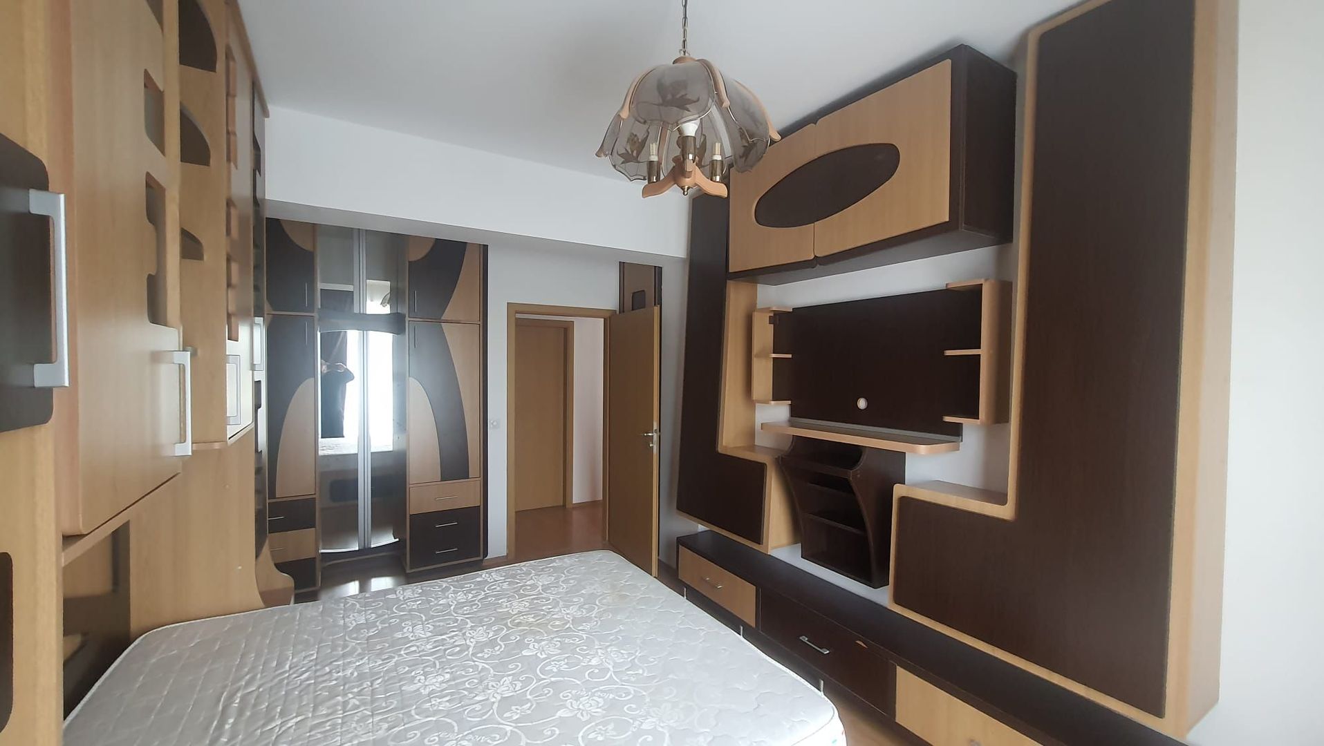 Apartament 2 camere Pallady, 73 mp, centrala proprie, parcare, pet friendly - Poză 12