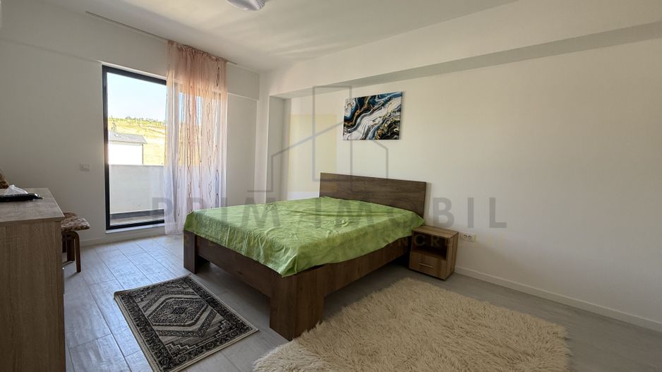 1 Camera decomandat, Prima inchiriere, Bloc nou - parcare inclusa - Poză 2