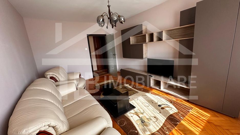 Apartament de 3 camere, 70mp,parcare, decomandat, Zona Kaufland - Poză 2